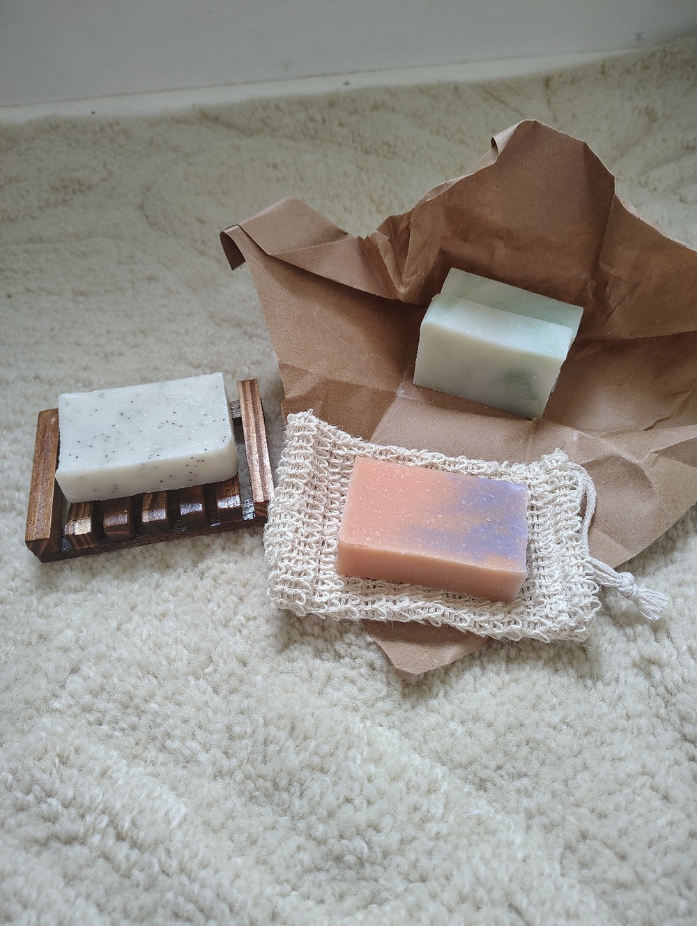*NEW* 4 Bar Natural Handmade Soap Set with Soapsaver Bag & Soap Dish